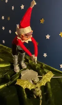 Rampe nisse jenta dreper en drage